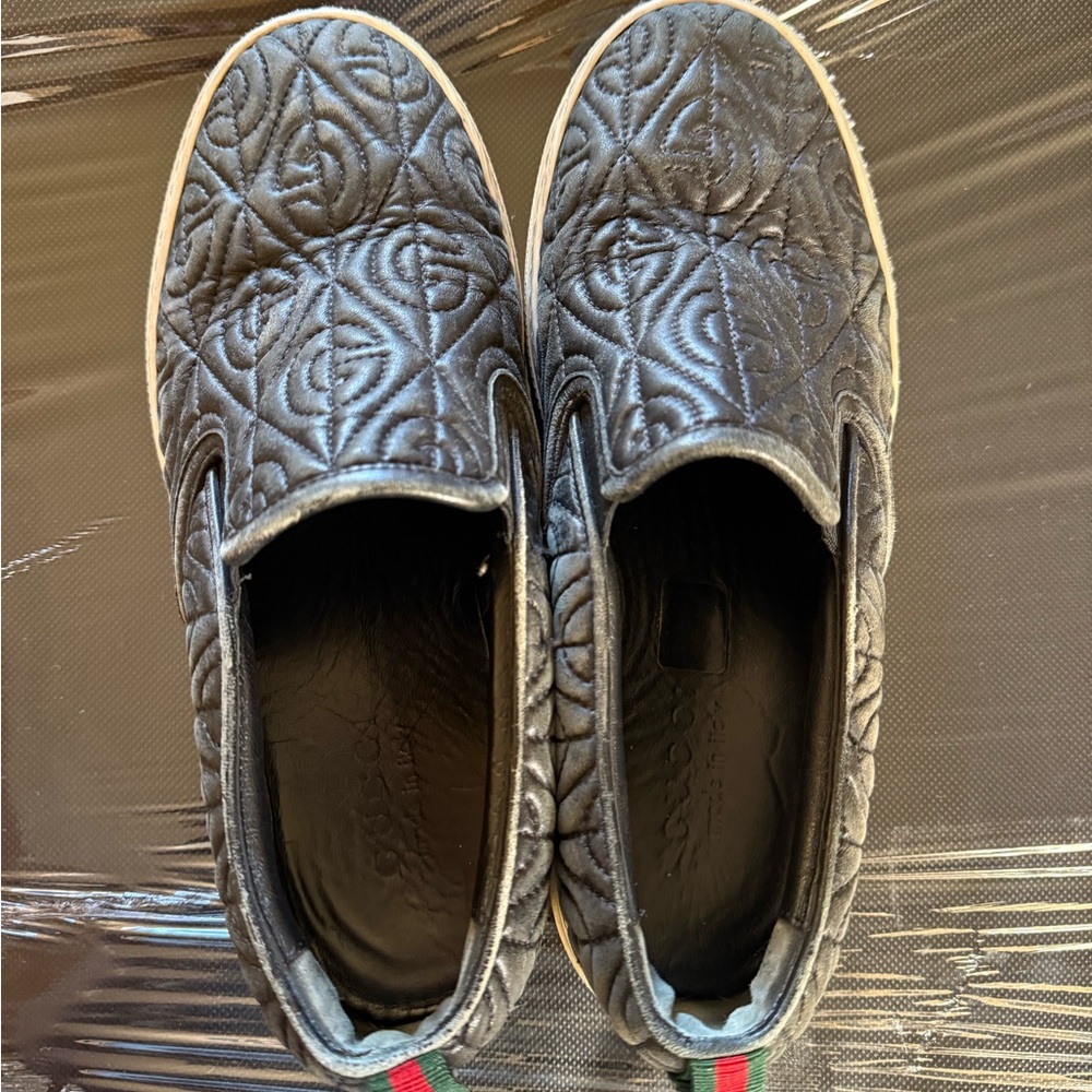 Gucci Black Leather Slip-On Shoes
